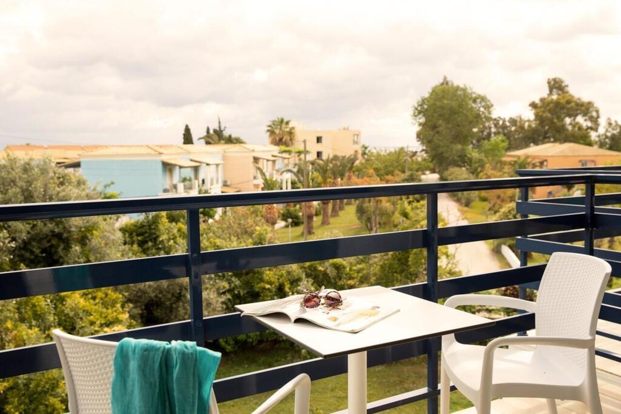Nasos Hotel & Resort Moraḯtika Buitenkant foto