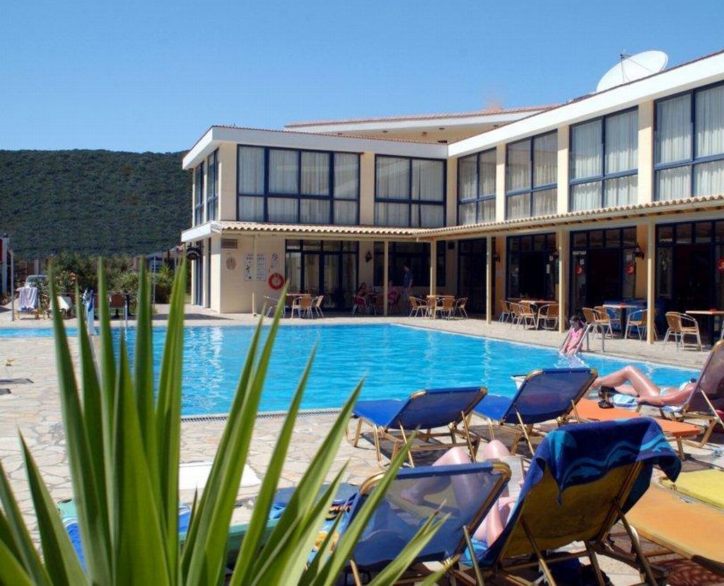 Nasos Hotel & Resort Moraḯtika Buitenkant foto