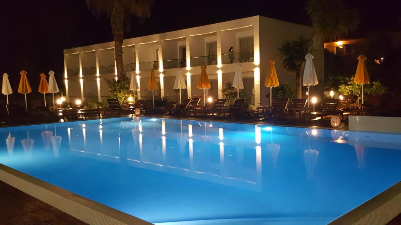 Nasos Hotel & Resort Moraḯtika Buitenkant foto